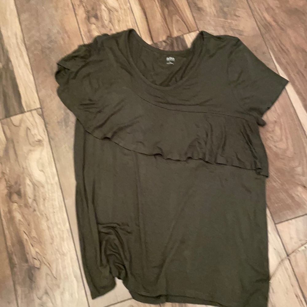 Short sleeve top